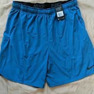 Nike Men's Training Shorts size XXL